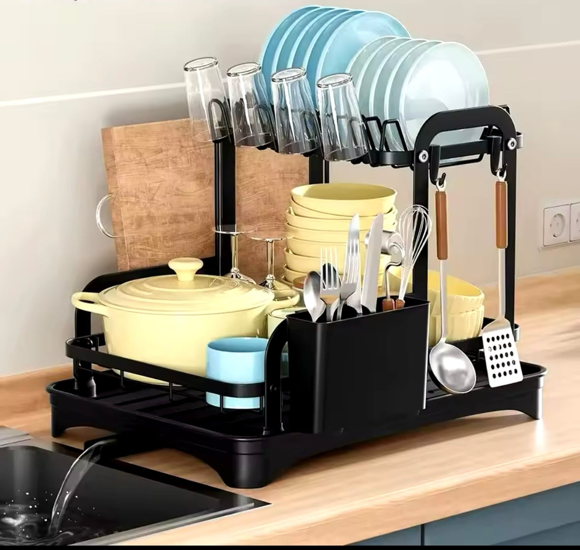 מעמד ייבוש כלים 2 קומות בצבע שחור – אחסון חכם ומעוצב למטבח מסודר