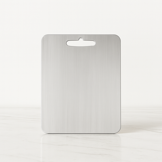 קרש חיתוך טיטניום על שיש לבן